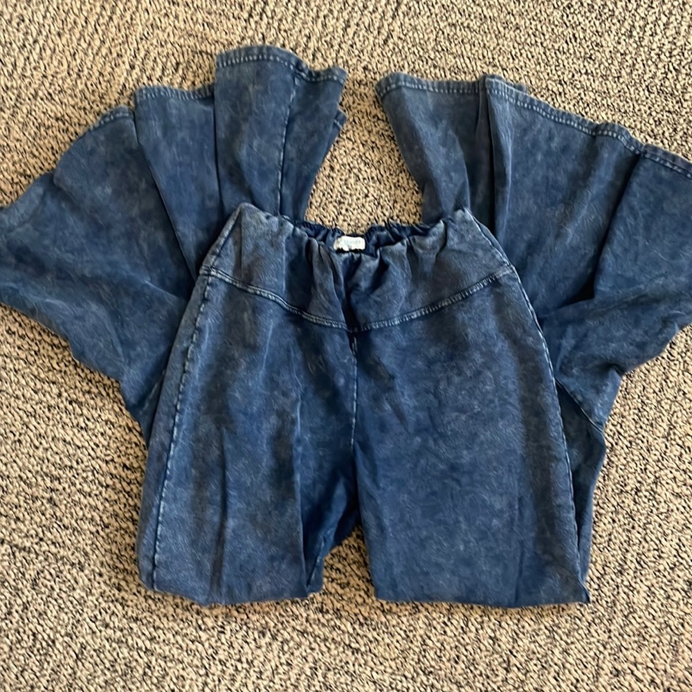 EarthBound Flare jeans